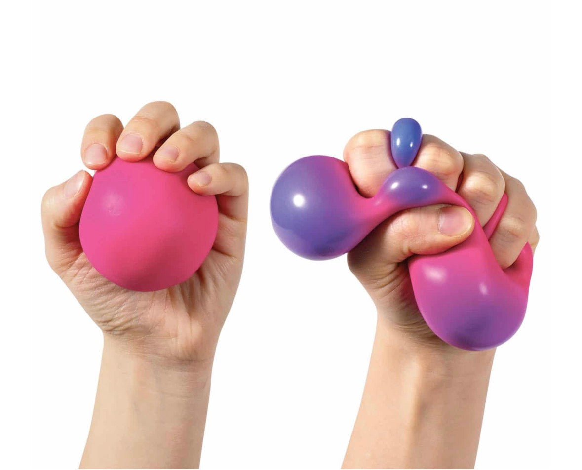 NeeDoh – Color Changing NeeDoh (Schylling)